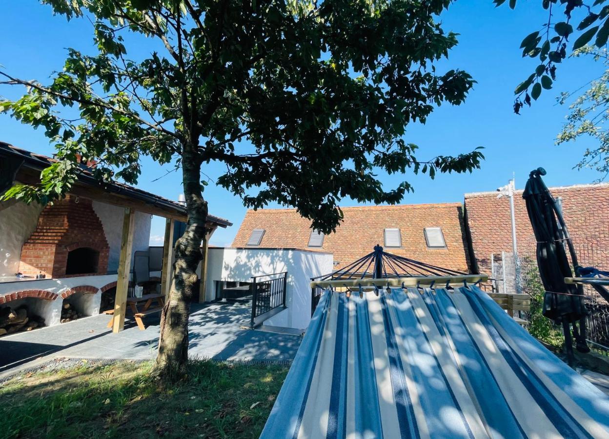 The Hut Retreat Villa Fantanele  Dış mekan fotoğraf